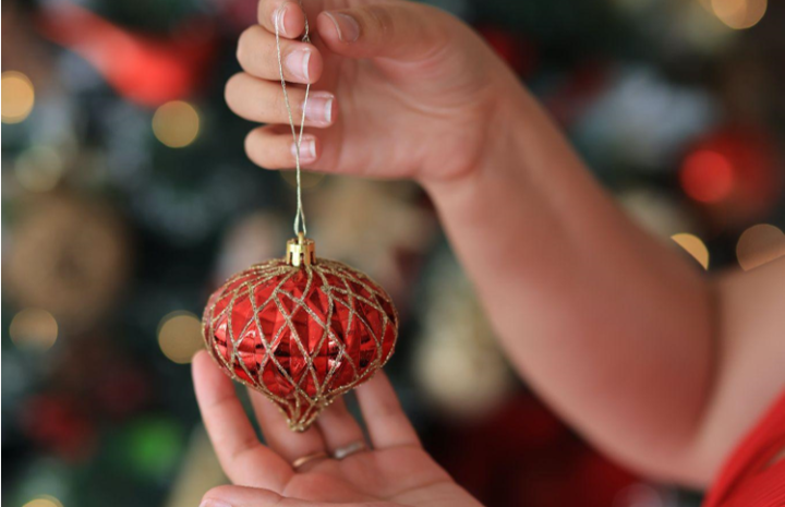 Why a Flocked Christmas Tree is Perfect for You