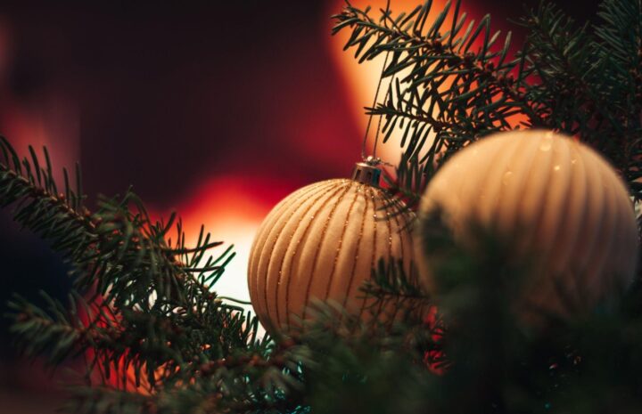 Create Magical Memories with a Pink Christmas Tree
